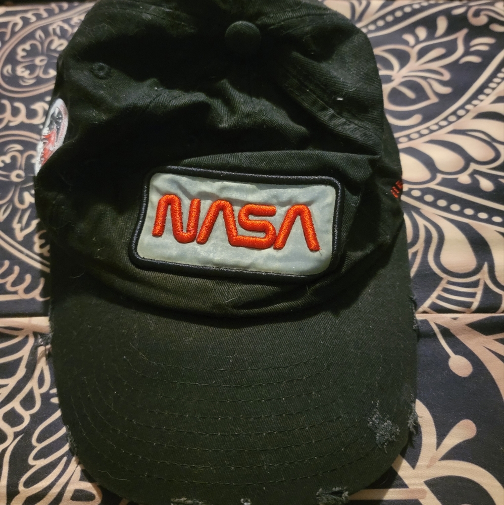 Nasa hat
